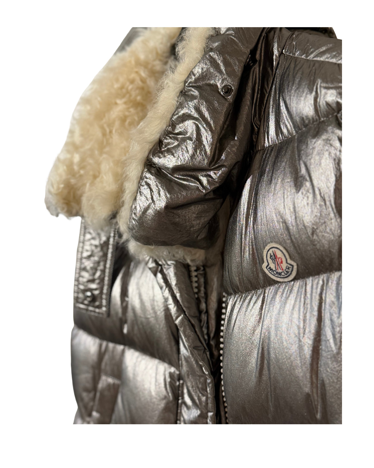 Moncler karusnahadetailidega sulevest, vaade 3